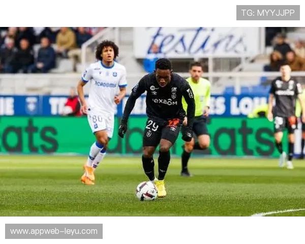 巴洛贡闪耀摩纳哥赛场，展现非凡实力引关注