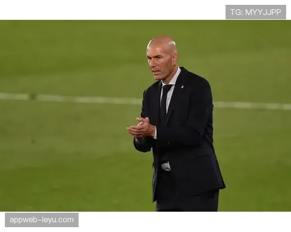 齐达内用人策略引热议，关键战阵容选择成焦点