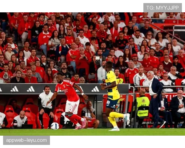 英超焦点战:曼联主场迎战曼城,红蓝德比引爆老特拉福德 英超焦点战:曼联主场迎战曼城,红蓝德比引爆老特拉福德