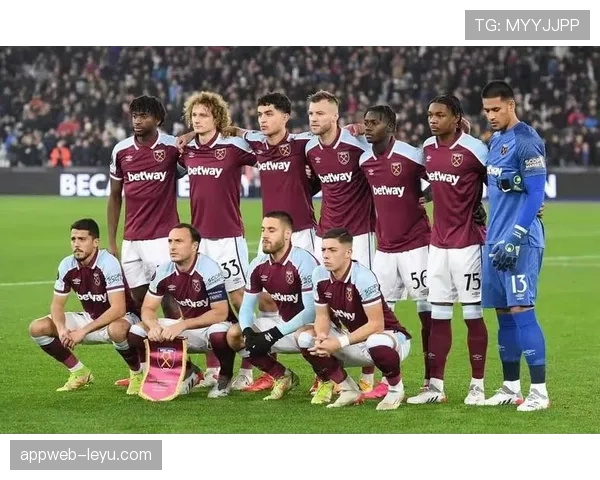 英超劲旅状态火热，新战术体系开启争冠新篇章