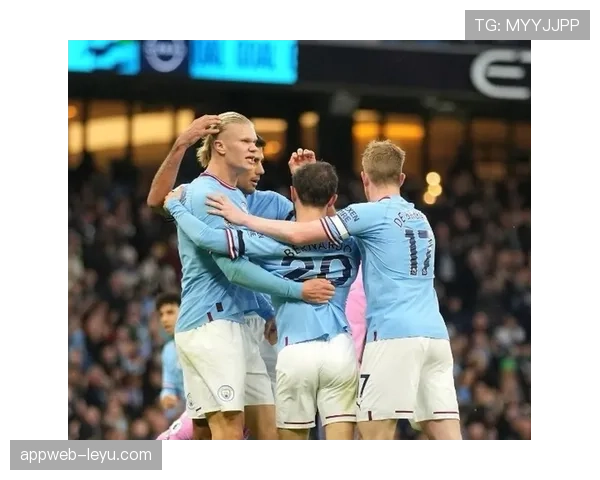 哈兰德四球狂潮助力曼城大胜卢顿，状态持续回暖昂首向前