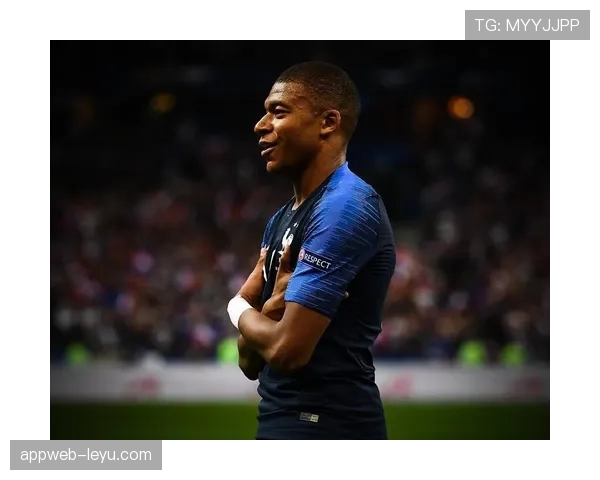 姆巴佩天价转会传闻再起，当前阶段去向成焦点