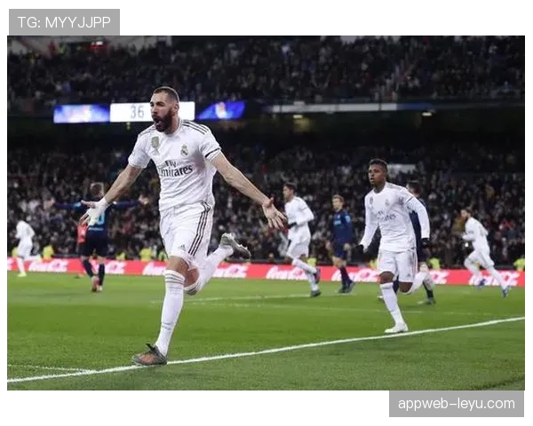 库尔图瓦迎来皇马生涯出场里程碑 本赛季状态回暖表现稳健