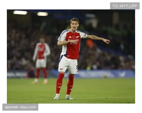 奥尔莫 vs 厄德高:组织型前腰效率对比 奥尔莫 vs 厄德高:组织型前腰效率对比