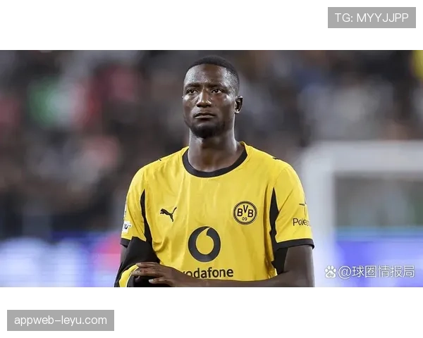 多特蒙德管理层的转会策略存在巨大争议，这已经严重影响到球队的稳定性。