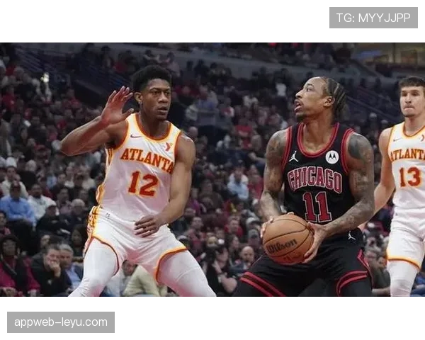 怀特突破提升球队进攻节奏 拉开与同位置球员效率差距